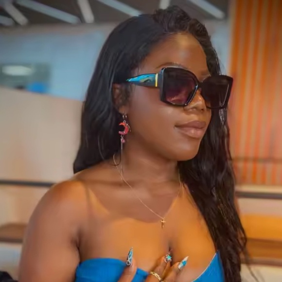 Gothic Red Blood Moon Earrings - Picture 12 of 16